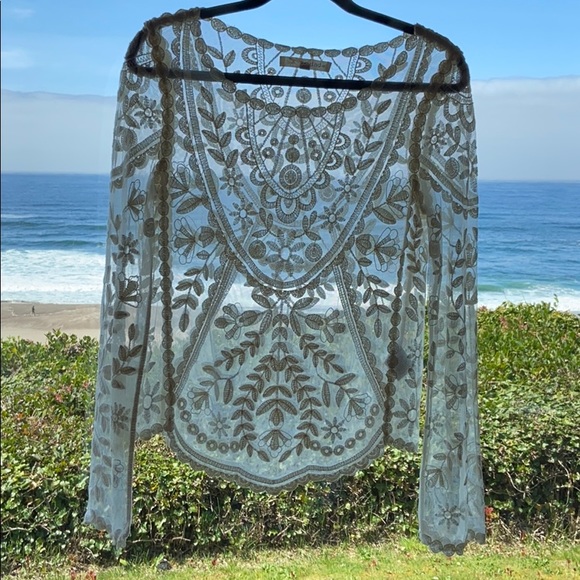 REWIND Sheer Lace Embroidered Bell Sleeve Top 🔴 - Picture 7 of 14